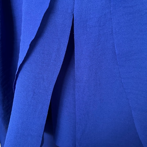 🆕 COS Long Sleeve Top w Layered Front Panels & Zip Back. - Picture 4 of 11